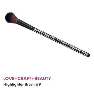 LOVE+CRAFT+BEAUTY Highlighter Contour Brush #9 NEW Full Sized Makeup Application